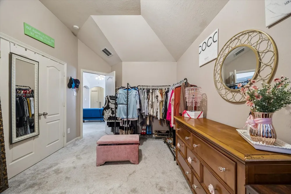 8824 Snowy Owl Loop Missouri City, TX 77459