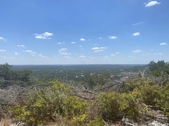 18810 Bandera Helotes, TX 78023