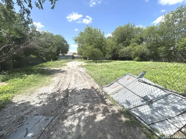 145 Tellez San Antonio, TX 78228