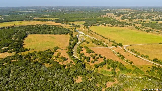 440 CHIMNEY VALLEY DR Blanco, TX 78606