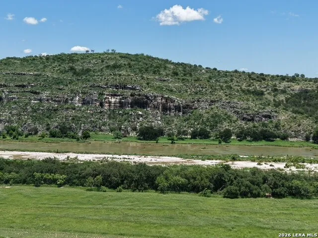 248 Persimmon Point Mason, TX 78624