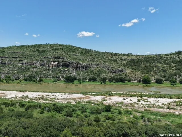 248 Persimmon Point Mason, TX 78624