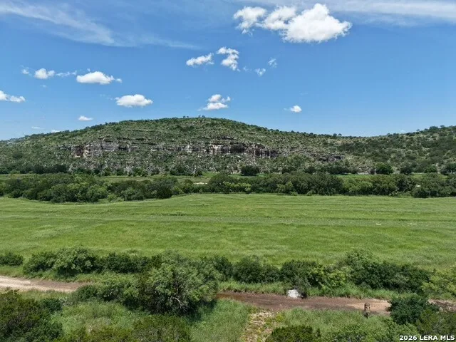 248 Persimmon Point Mason, TX 78624