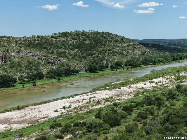 248 Persimmon Point Mason, TX 78624