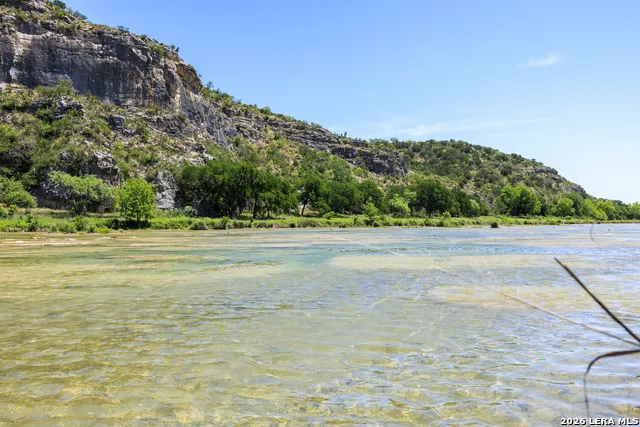 248 Persimmon Point Mason, TX 78624