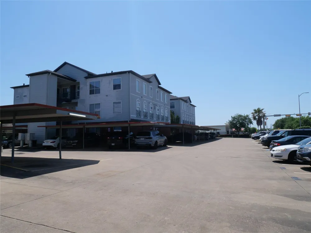 6289 Wilcrest Drive #7302 Houston, TX 77072