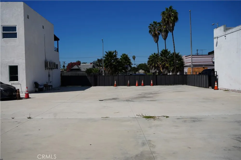 7508 S Western Ave Other, CA 90047
