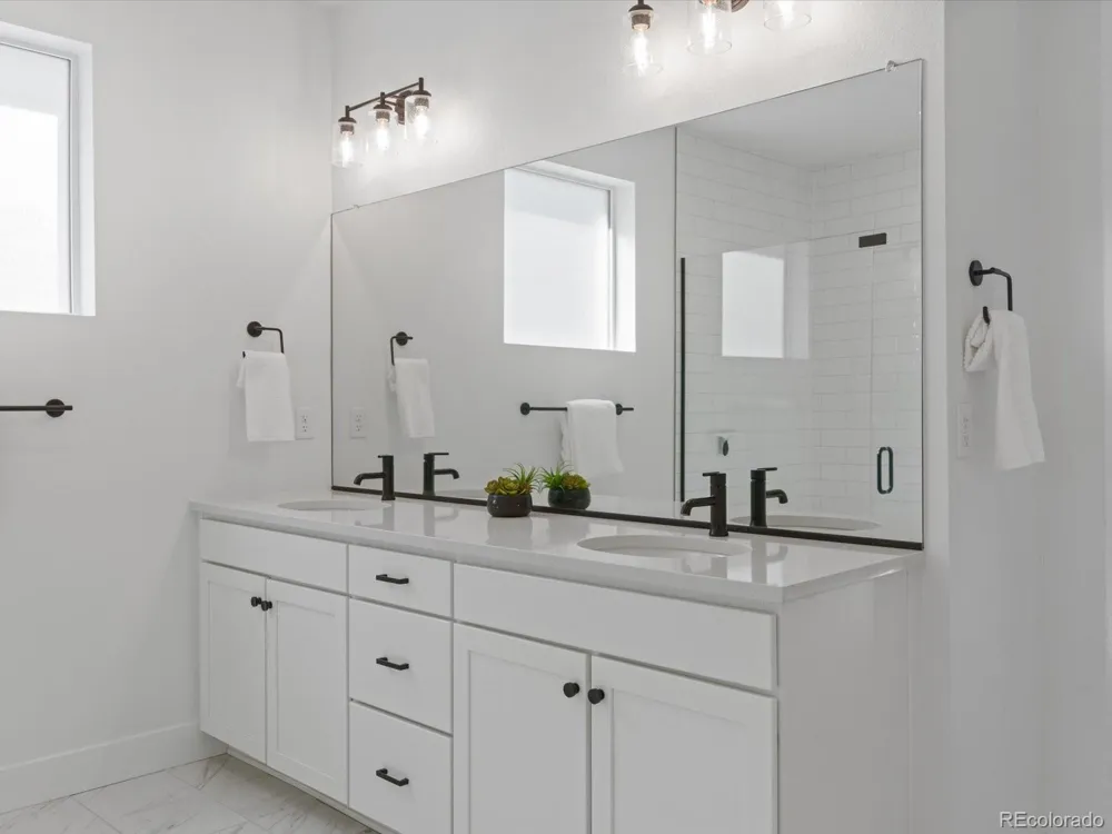 6364 Galena Way Denver, CO 80238