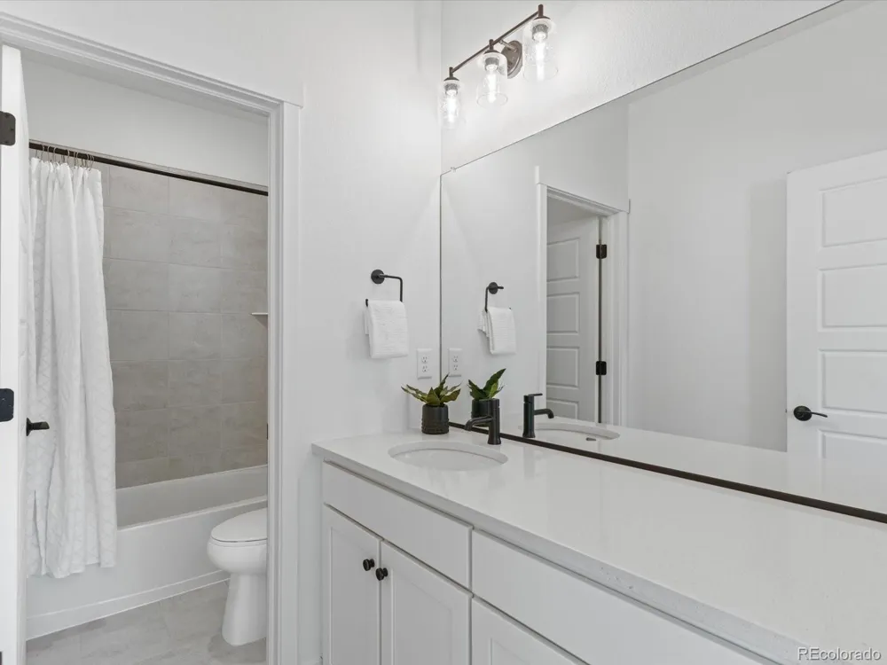 6364 Galena Way Denver, CO 80238