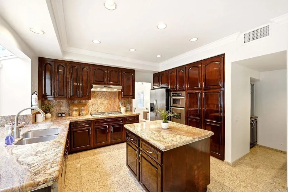 1712 Downs Street Oceanside, CA 92054