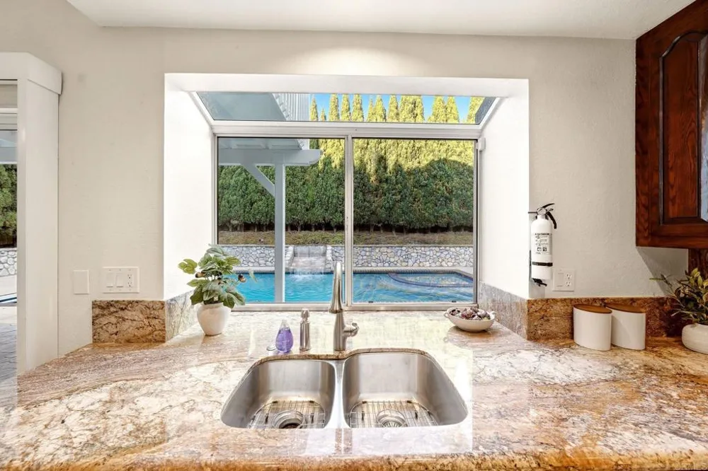 1712 Downs Street Oceanside, CA 92054