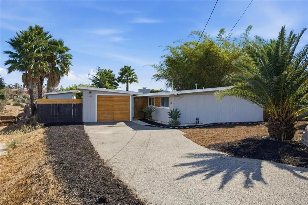 134 Santa Clara Drive Vista, CA 92083