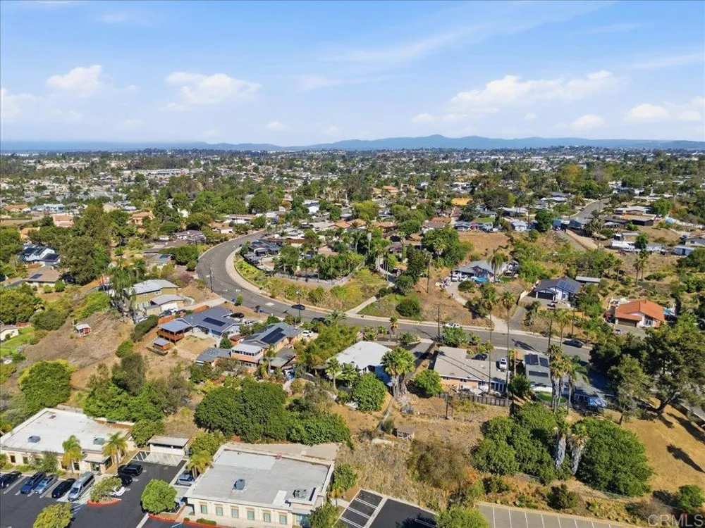 134 Santa Clara Drive Vista, CA 92083