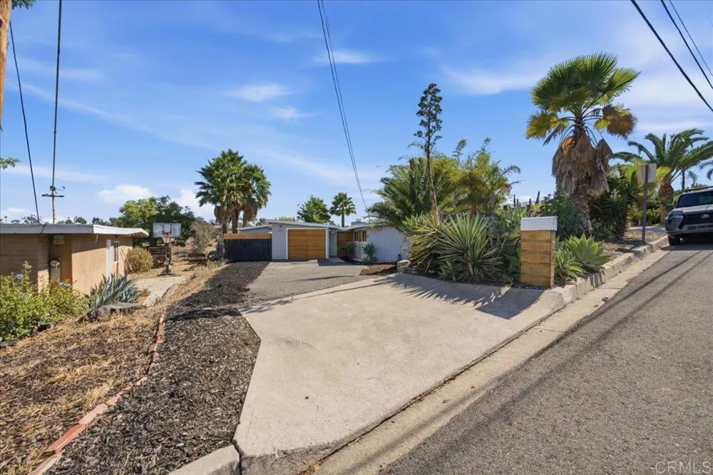 134 Santa Clara Drive Vista, CA 92083