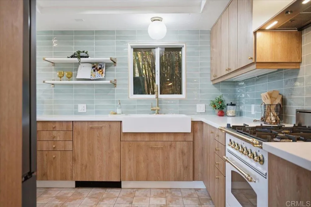 134 Santa Clara Drive Vista, CA 92083