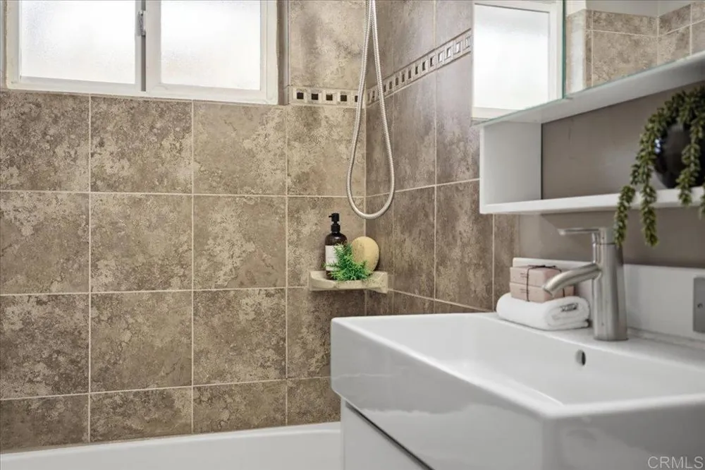 134 Santa Clara Drive Vista, CA 92083