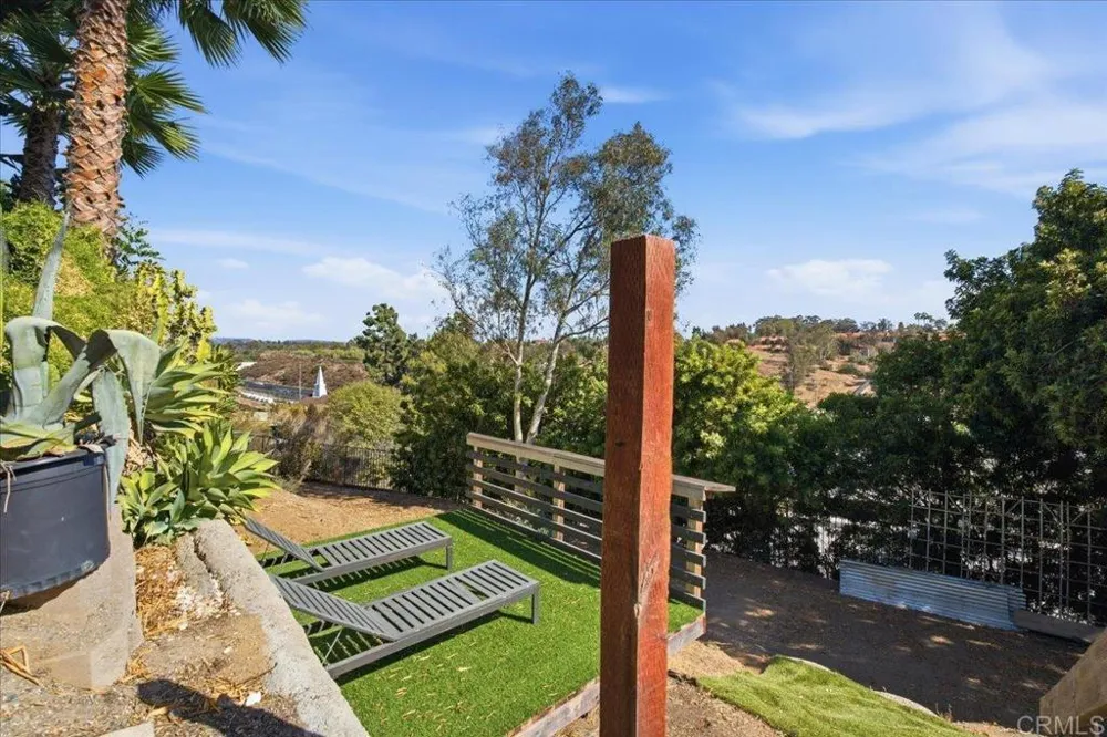 134 Santa Clara Drive Vista, CA 92083
