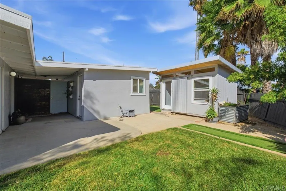 134 Santa Clara Drive Vista, CA 92083