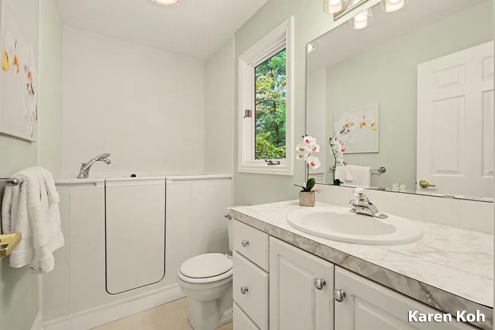 7079 Herrington Avenue NE Belmont, MI 49306