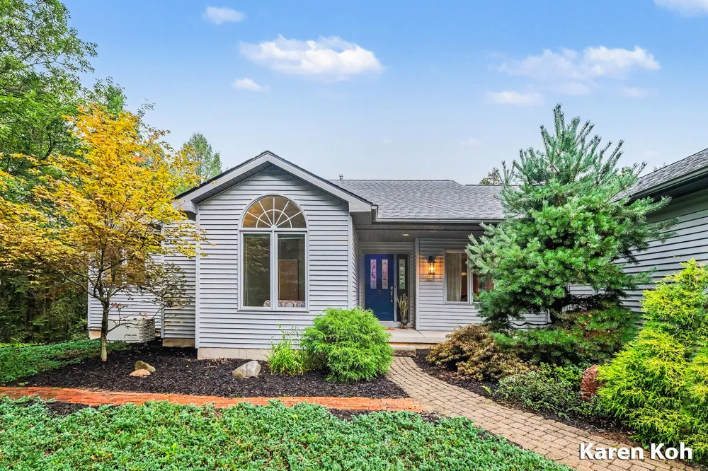 7079 Herrington Avenue NE Belmont, MI 49306