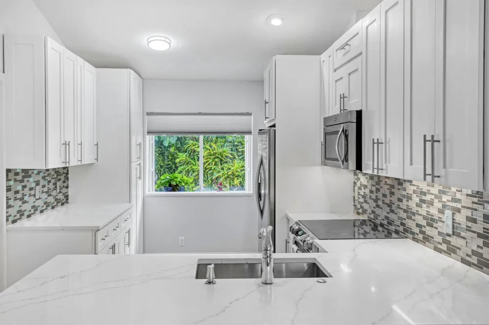 24 ADMIRALS COURT Palm Beach Gardens, FL 33418