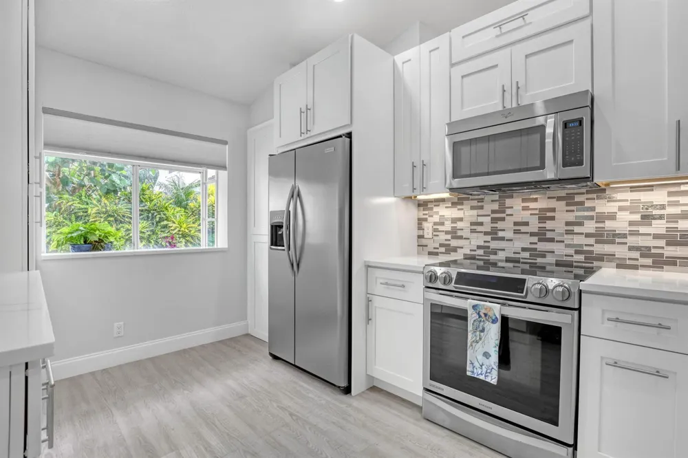 24 ADMIRALS COURT Palm Beach Gardens, FL 33418