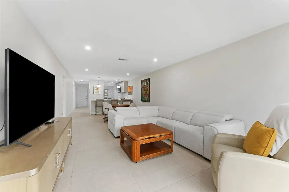 13797 Via Aurora #D Delray Beach, FL 33484