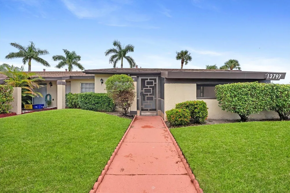 13797 Via Aurora #D Delray Beach, FL 33484