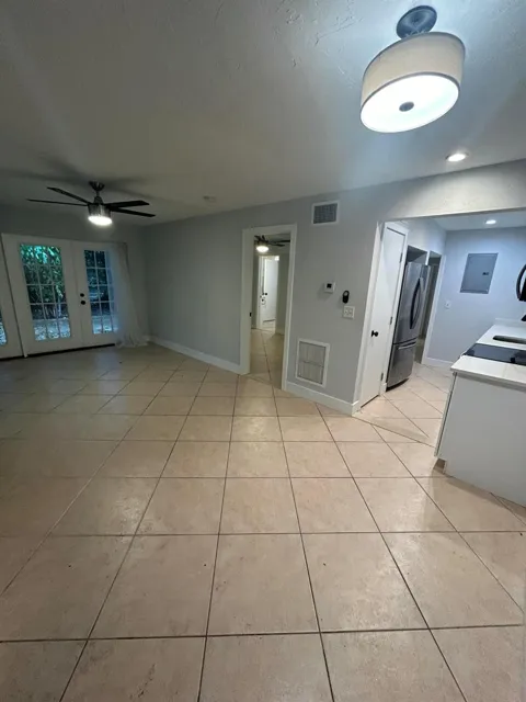 820 Victoria Park Road #5