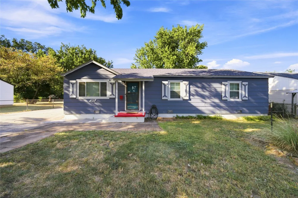 307 W 44th Street Sand Springs, OK 74063