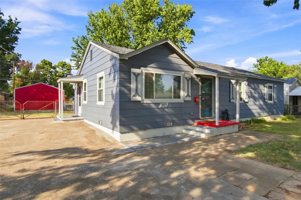 307 W 44th Street Sand Springs, OK 74063