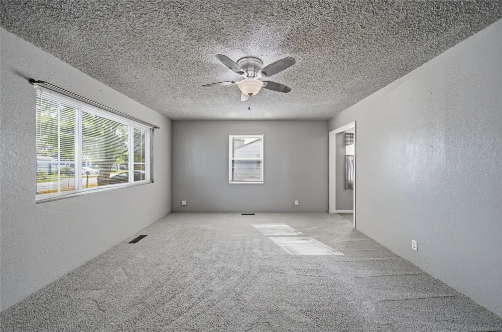 307 W 44th Street Sand Springs, OK 74063
