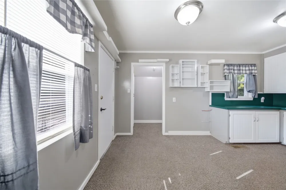 307 W 44th Street Sand Springs, OK 74063