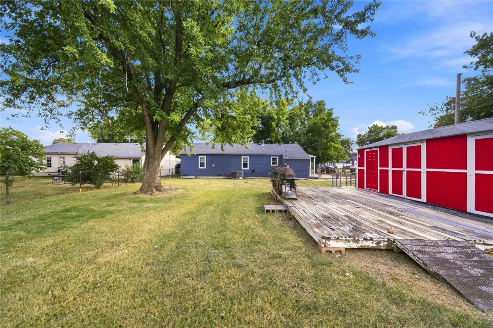 307 W 44th Street Sand Springs, OK 74063