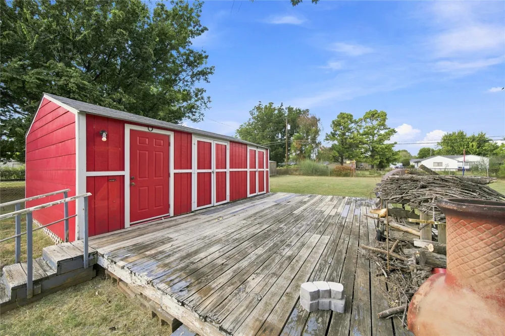 307 W 44th Street Sand Springs, OK 74063