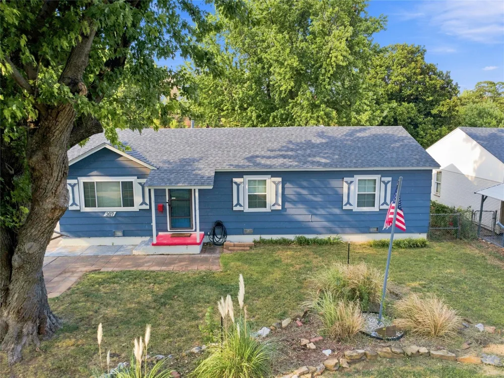 307 W 44th Street Sand Springs, OK 74063