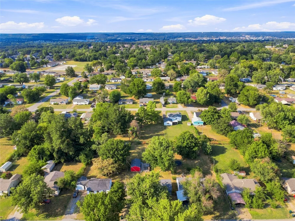 307 W 44th Street Sand Springs, OK 74063