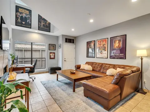 1829 Augusta Drive #10