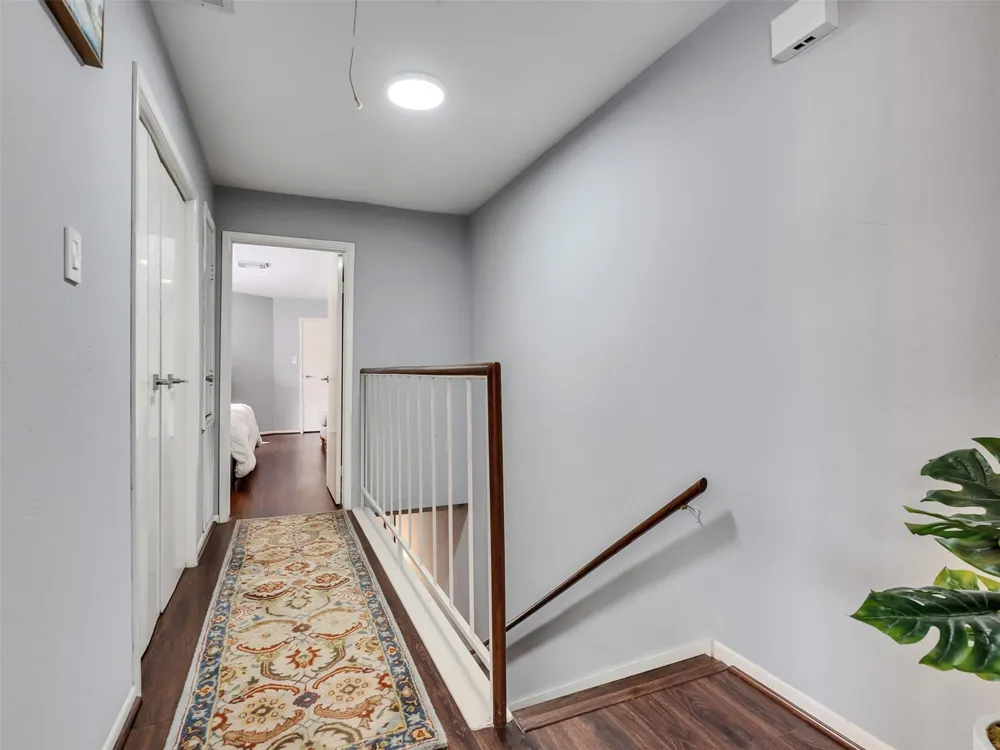1829 Augusta Drive #10 Houston, TX 77057