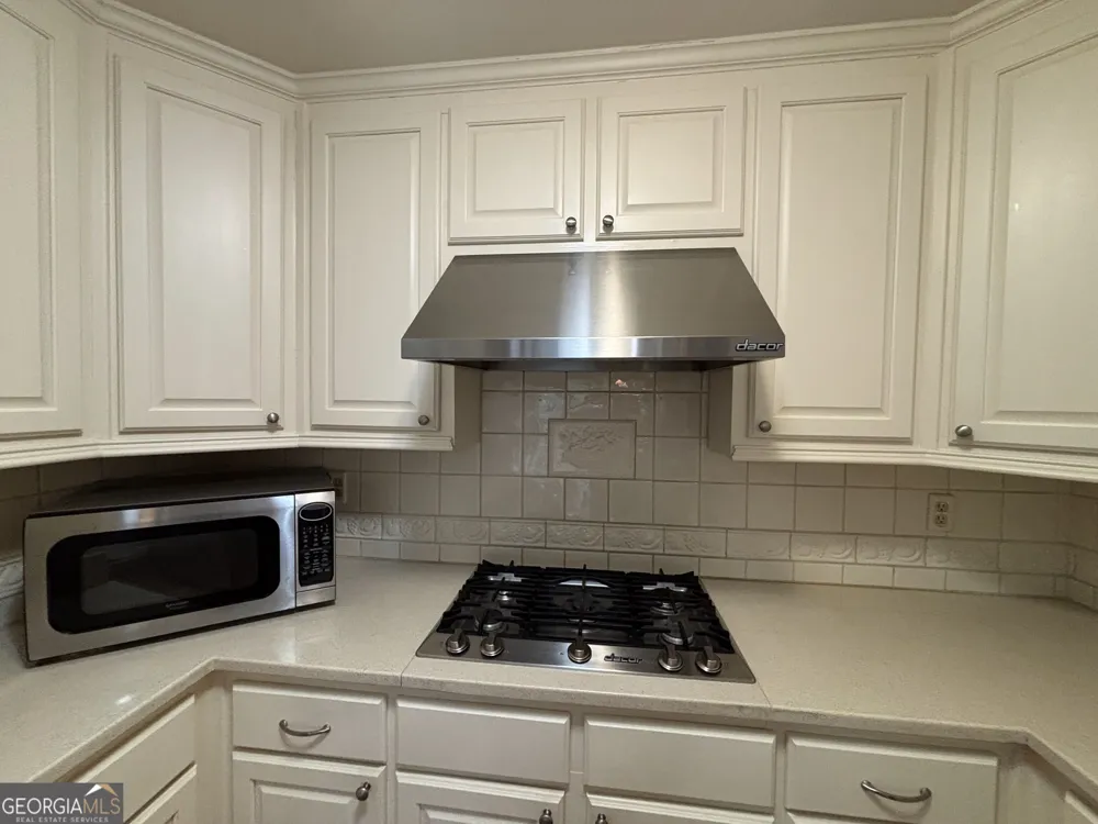 640 Brickleberry CT Roswell, GA 30075