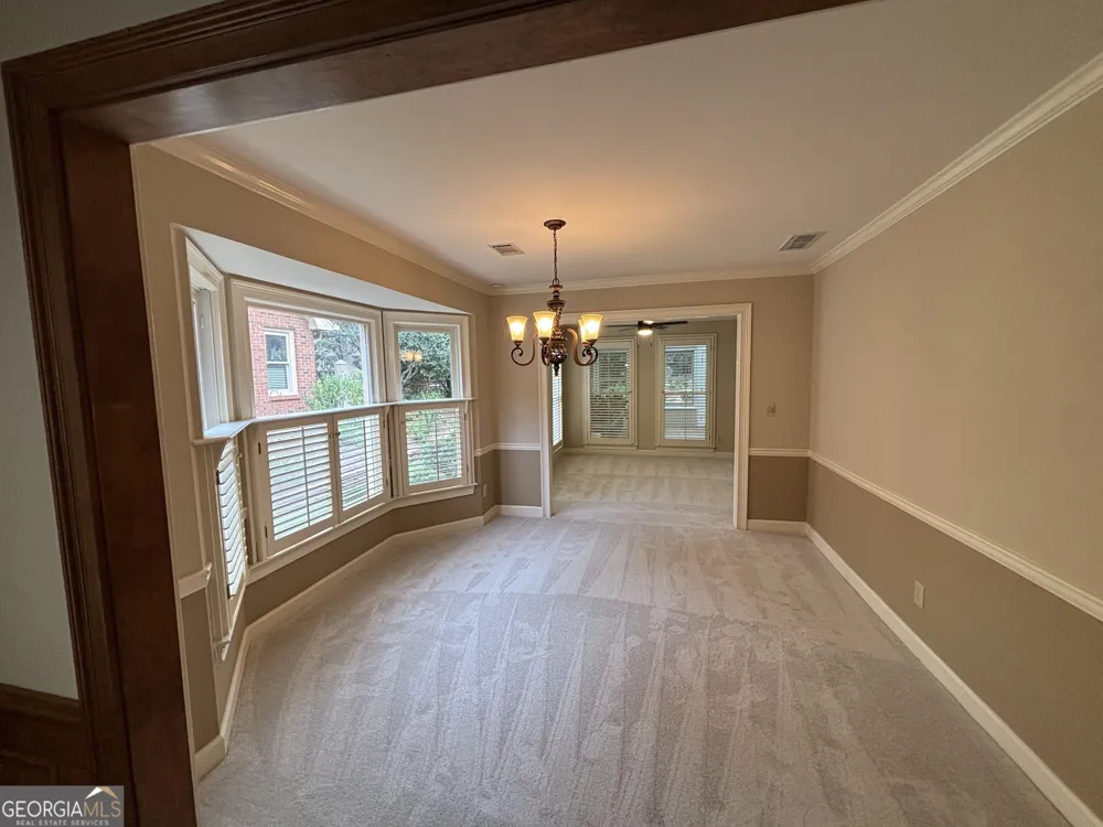 640 Brickleberry CT Roswell, GA 30075