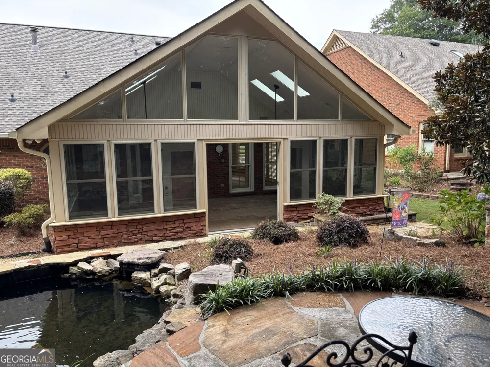 640 Brickleberry CT Roswell, GA 30075