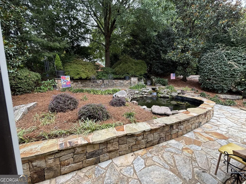 640 Brickleberry CT Roswell, GA 30075