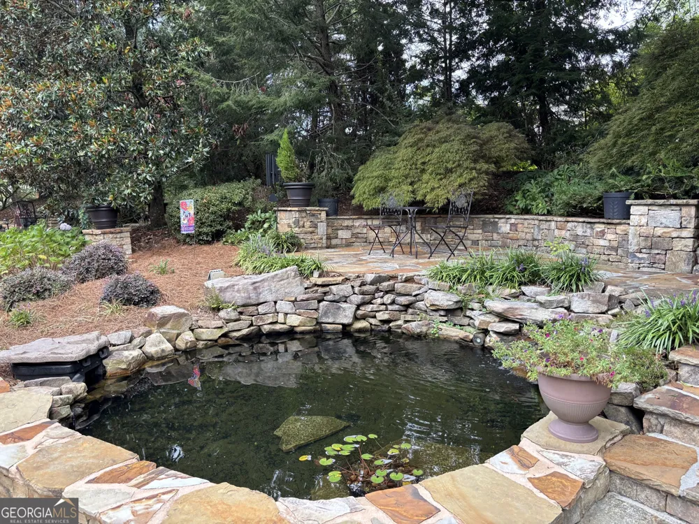 640 Brickleberry CT Roswell, GA 30075