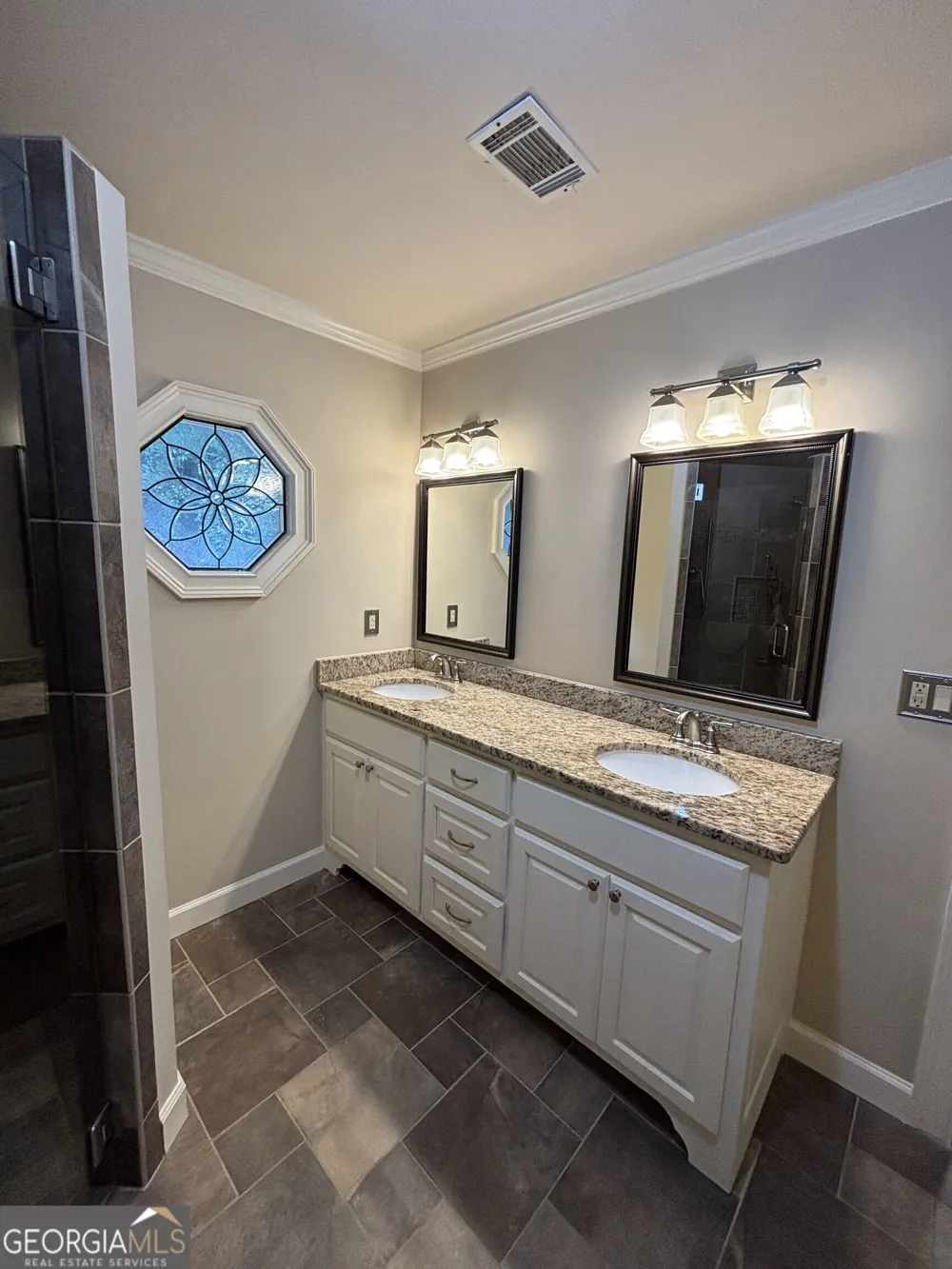 640 Brickleberry CT Roswell, GA 30075