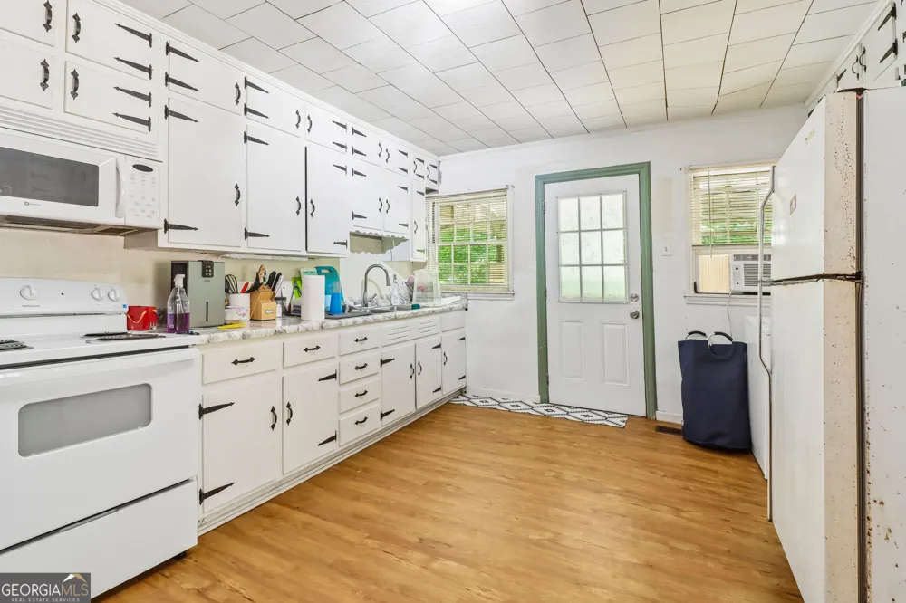 1442 S Main ST Jasper, GA 30143