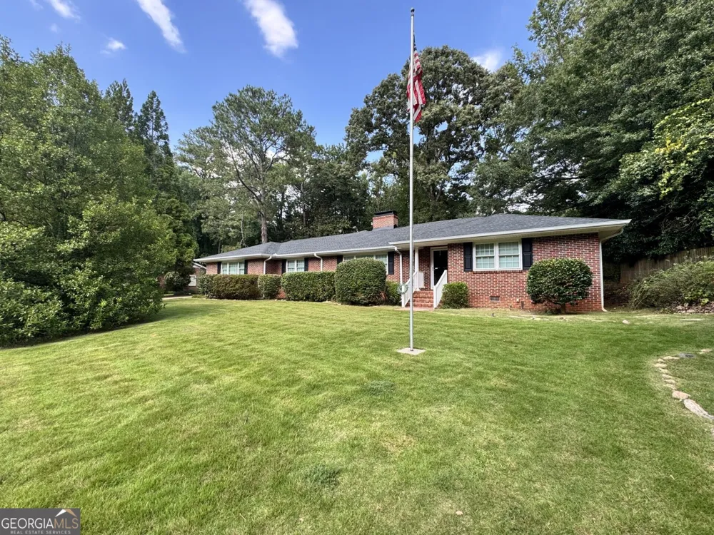 715 Ridgecrest RD LaGrange, GA 30240