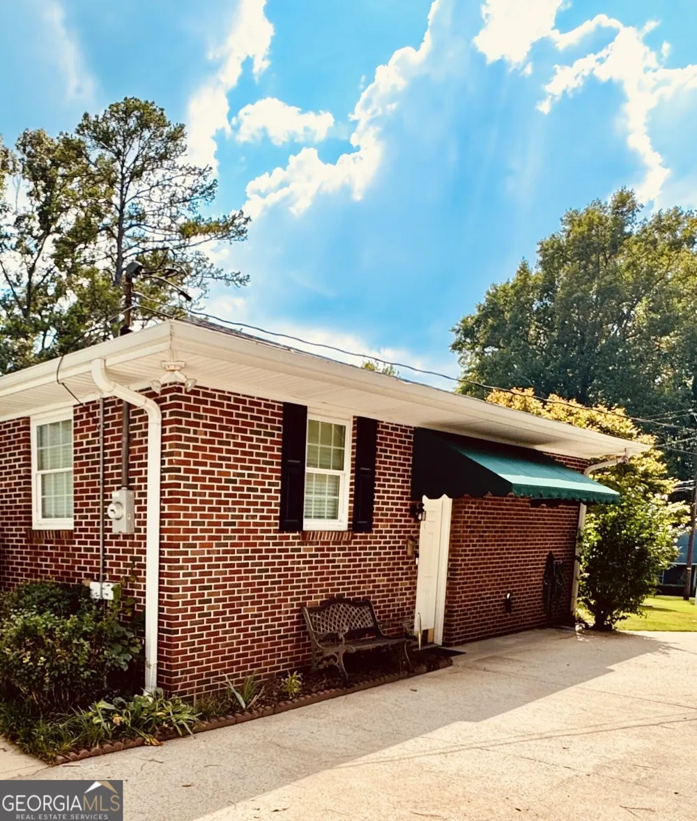715 Ridgecrest RD LaGrange, GA 30240