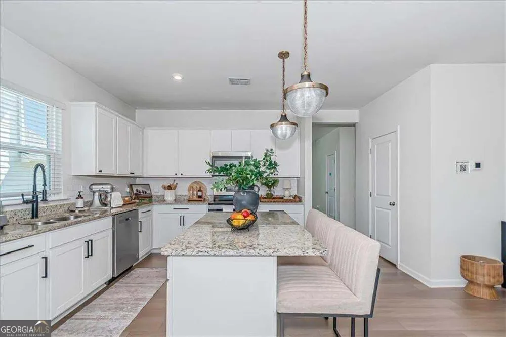 2131 BLACKBIRD CIR Covington, GA 30016