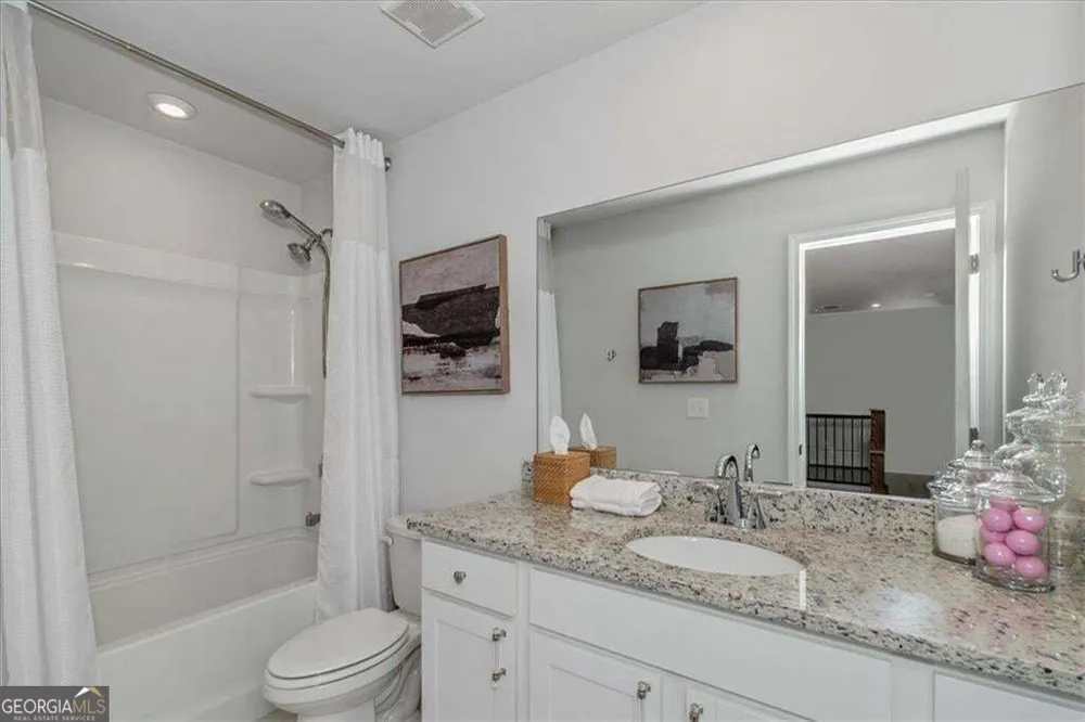 2131 BLACKBIRD CIR Covington, GA 30016